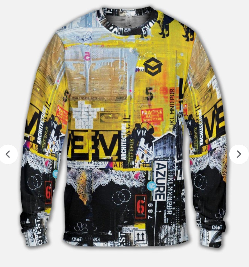 Long sleeve t-shirt